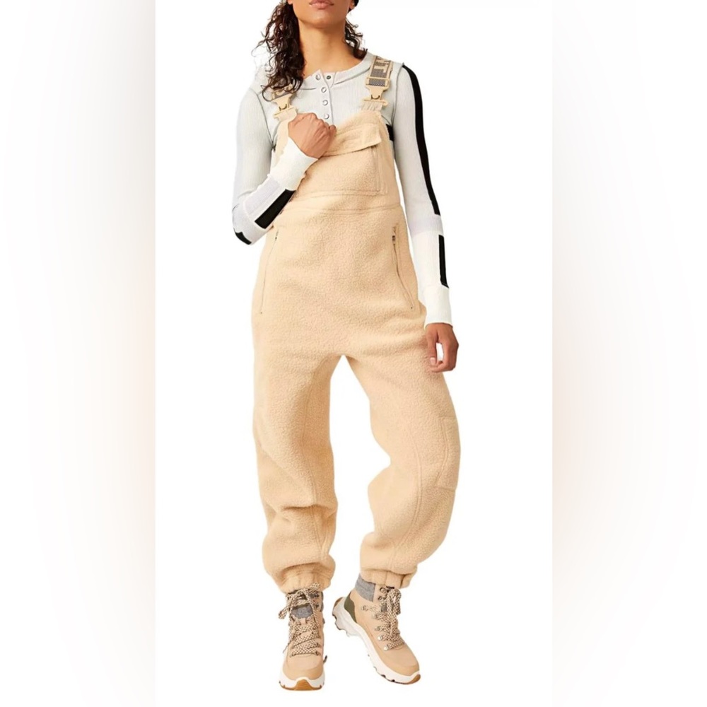NWT‼️ Free People HIT THE SLOPES SALOPETTE